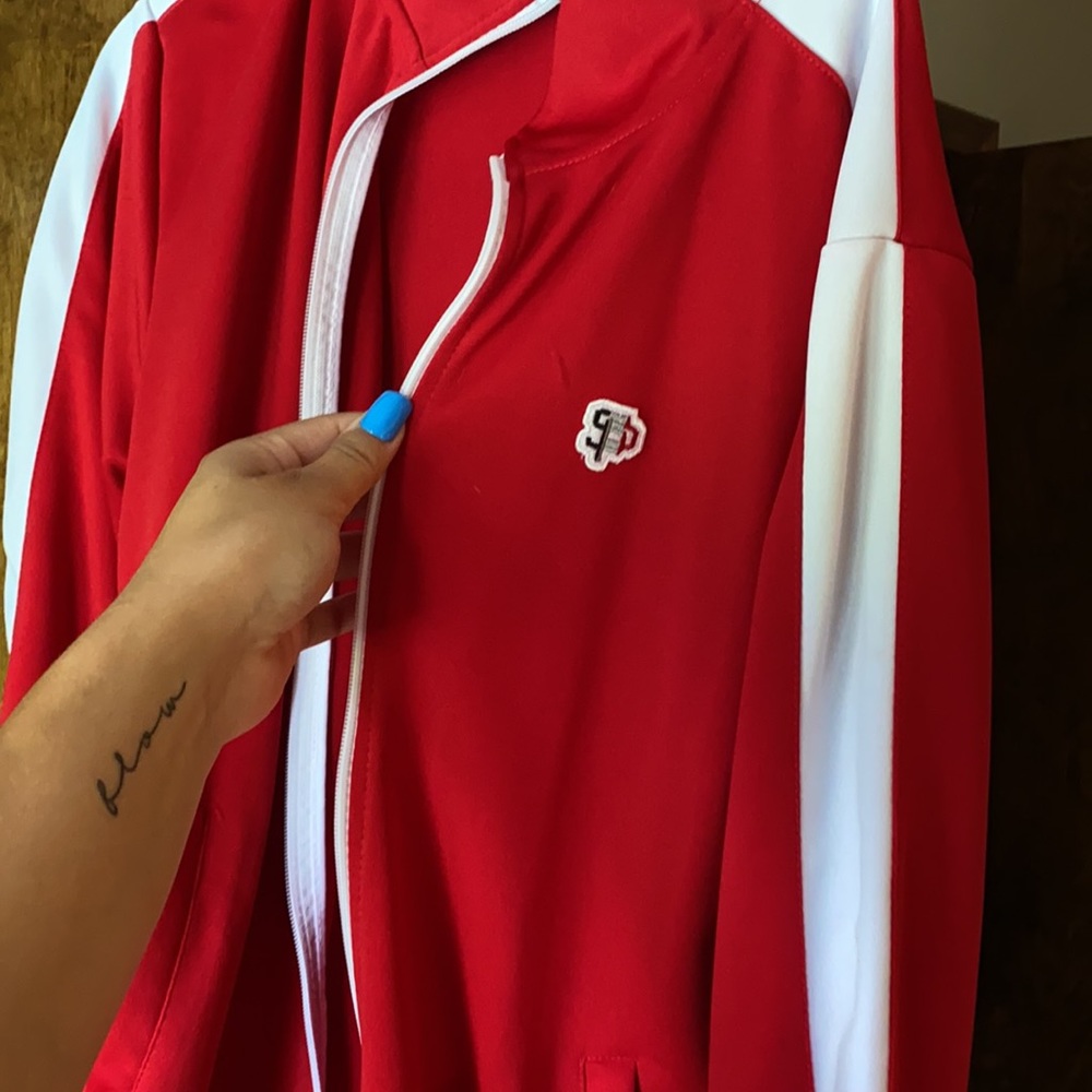 Red Jacket - Picture 2 of 3